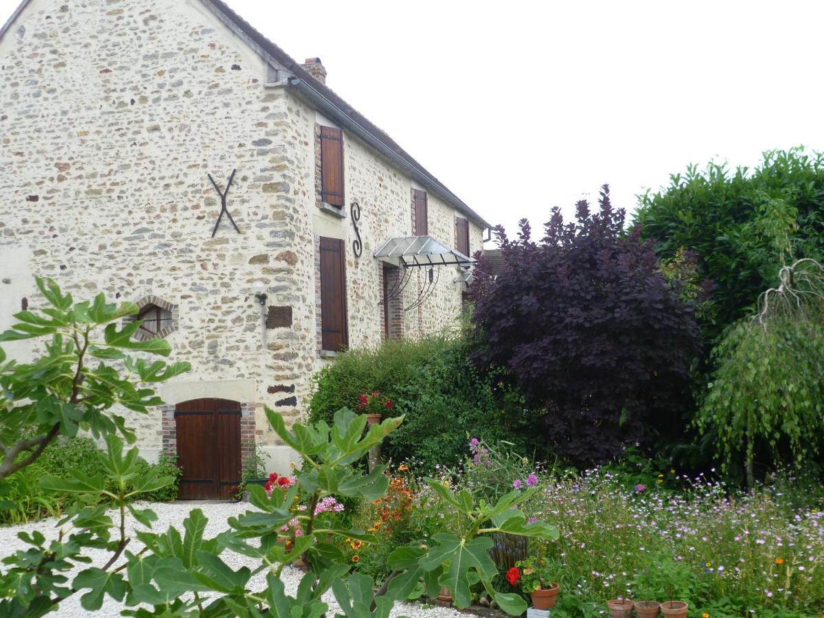 Gite L'Ecole Buissonniere Cheu Exterior foto